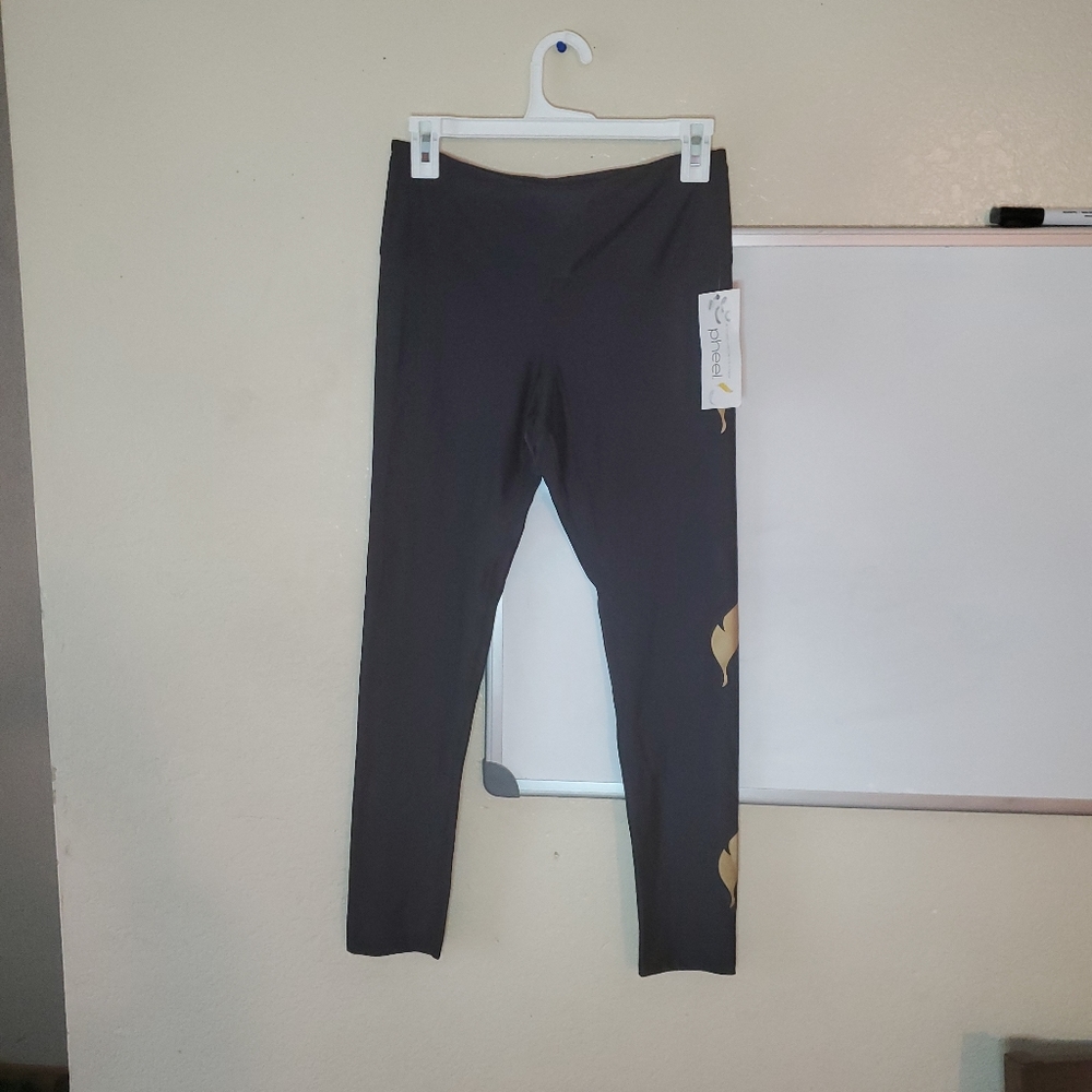 Pheel Beyond Legging 18 Gold Feather